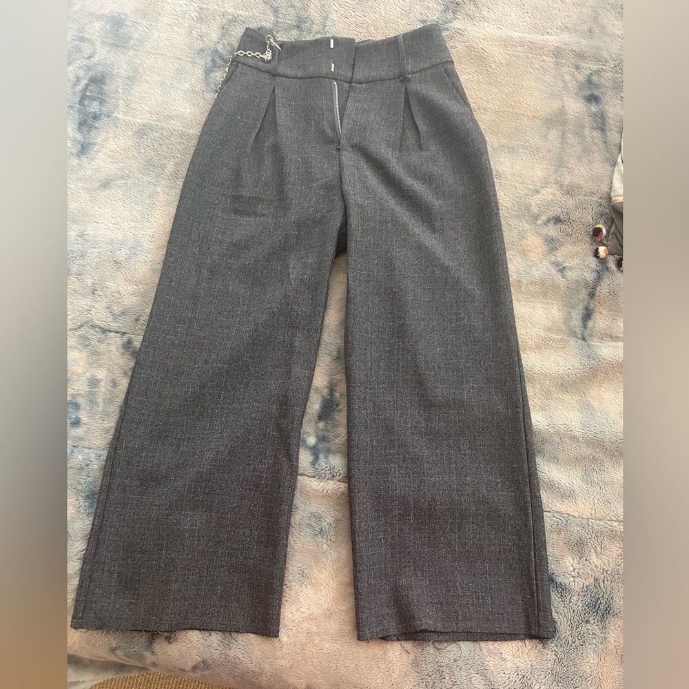 For love and lemons cropped slacks, size small